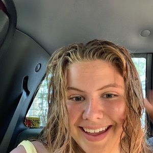 Meet your Posher, Lucy